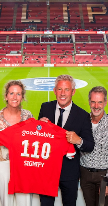 Innovatie | PSV investeert met Philips LED-belichting in kwalitatief beter en duurzamer veld