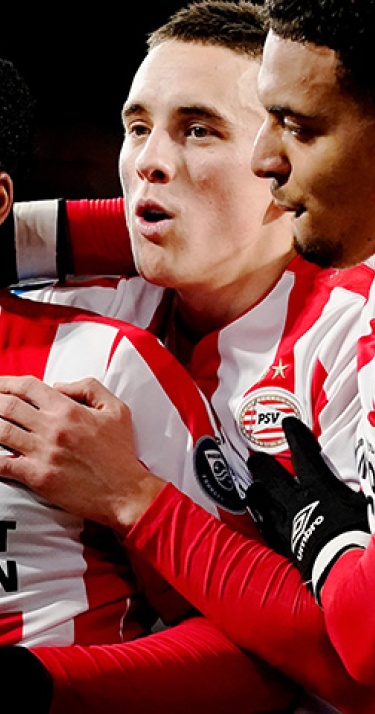 PSV blijft derde na dikke zege op Fortuna