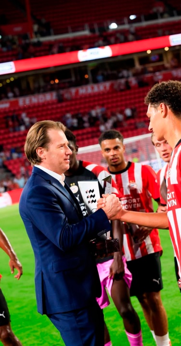 Business | Kracht door samenwerking, in het voetbal &eacute;n in de Brainportregio
