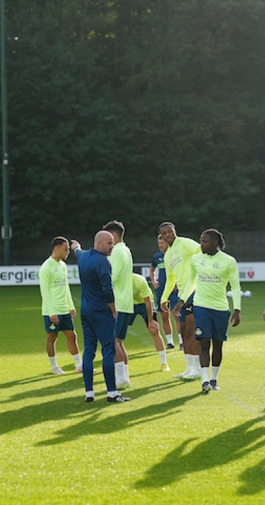 Selectie | PSV met twintig spelers onderweg naar Frankrijk