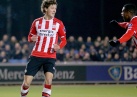 Jong PSV wint van koploper VVV: 2-1