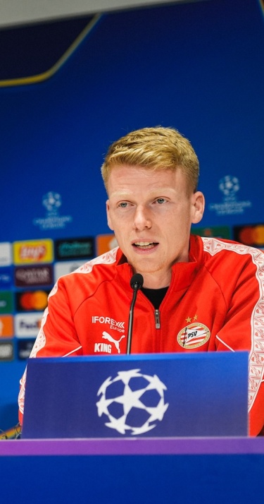 Persconferentie | 'Drie jaar geleden hadden de meeste jongens geen ervaring op dit niveau'