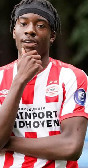 Madueke stapt over naar Jong PSV
