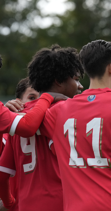 Jeugduitslagen | PSV Academy treft internationale opponenten op toernooien