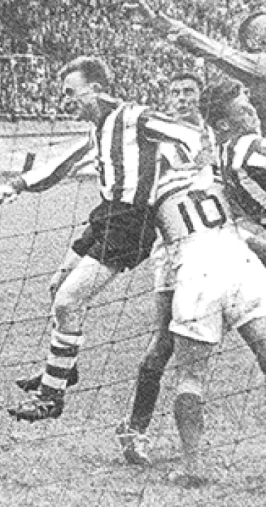 Oud-doelman Pim Bekkering (82) overleden