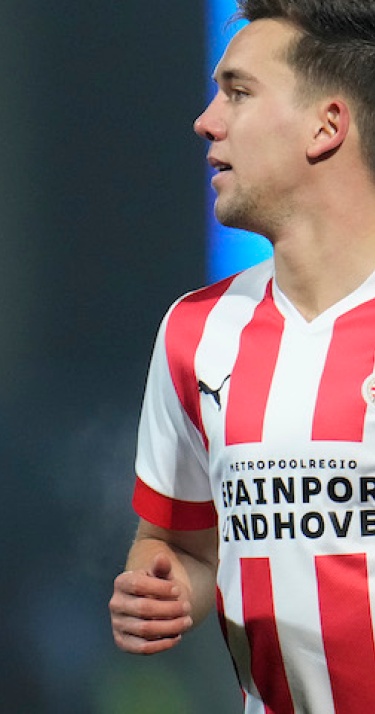 Transfer | PSV verkoopt Dennis Vos aan FC Emmen