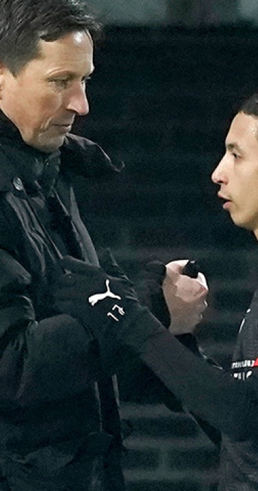 Schmidt en Mauro eensgezind: ‘Hard werken tegen Volendam’ 