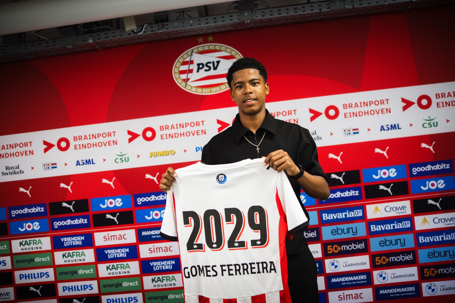 Profcontract | Damian Gomes Ferreira tekent voor drie seizoenen bij PSV