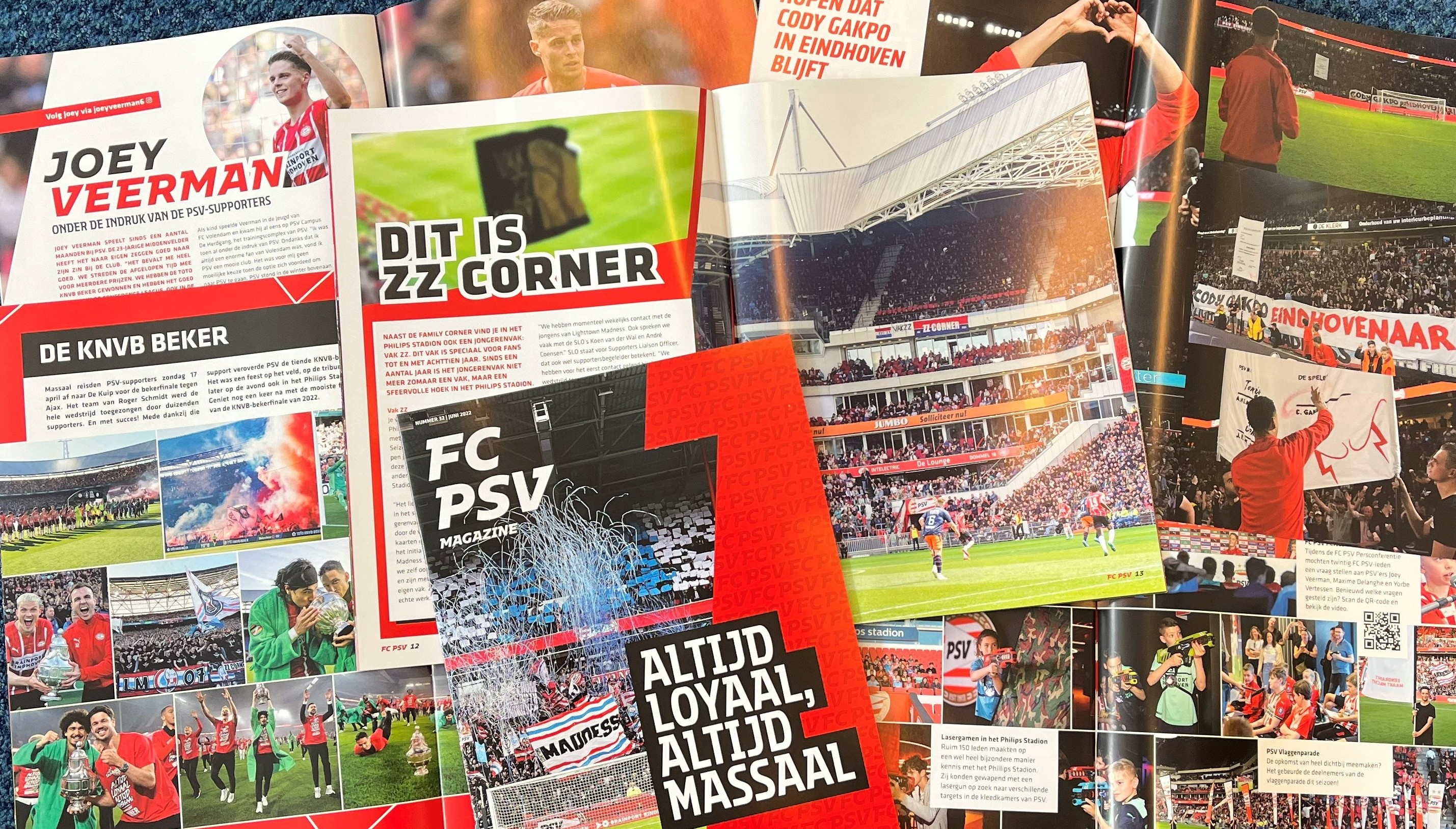 PSV - FC PSV Magazine in de bus