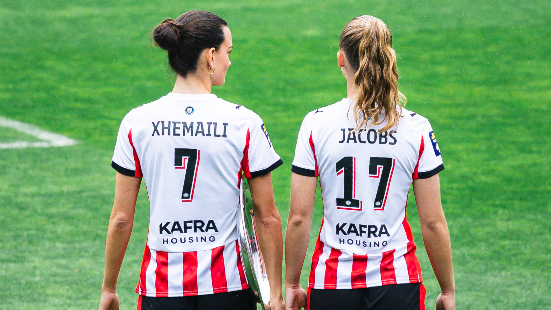 Business | PSV Vrouwen verwelkomt KaFra Housing als nieuwe rugsponsor
