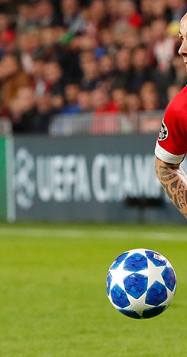 Angeliño verruilt PSV voor Europese top 