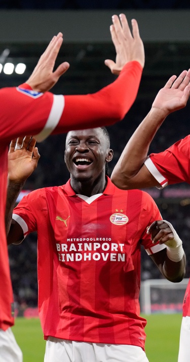 Liveblog | PSV behoudt ongeslagen status en pakt drie punten tegen FC Volendam