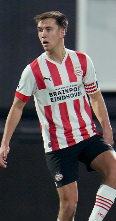 Keuken Kampioen Divisie | Jong PSV gaat in slotfase onderuit tegen VVV-Venlo