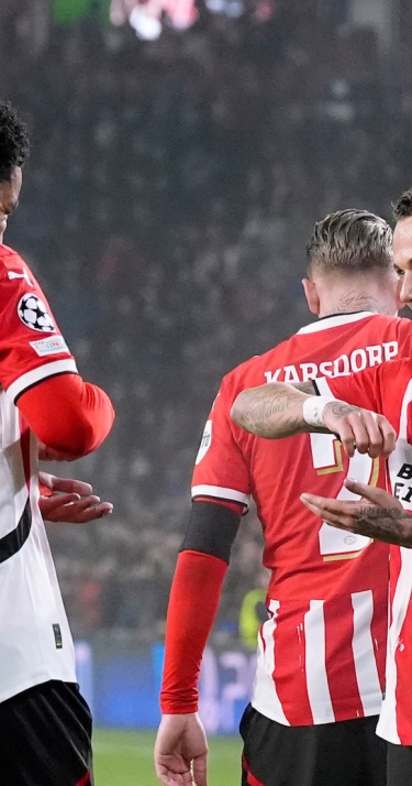 Liveblog | PSV beleeft een heerlijke Europese avond en pakt de volle buit 