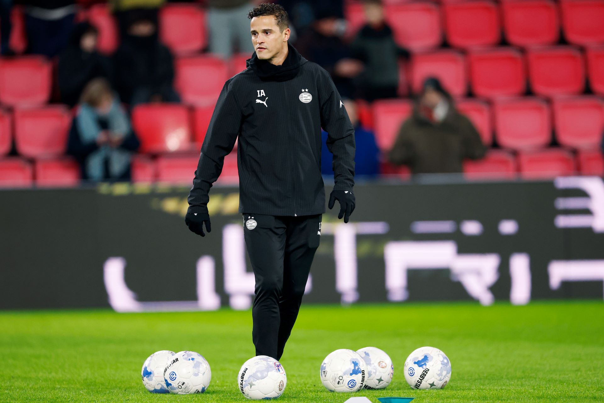 Nieuws | Ibrahim Afellay stopt als assistent-trainer