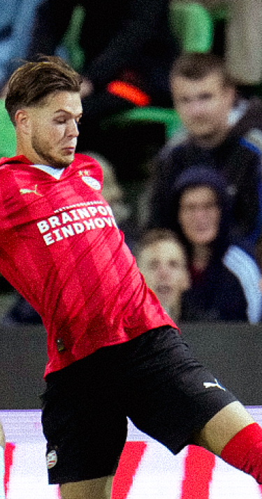Liveblog | Jeugdig Jong PSV verliest 4-0 bij FC Groningen