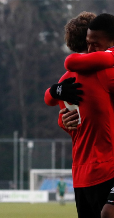 PSV O19 pakt groepswinst met monsterscore