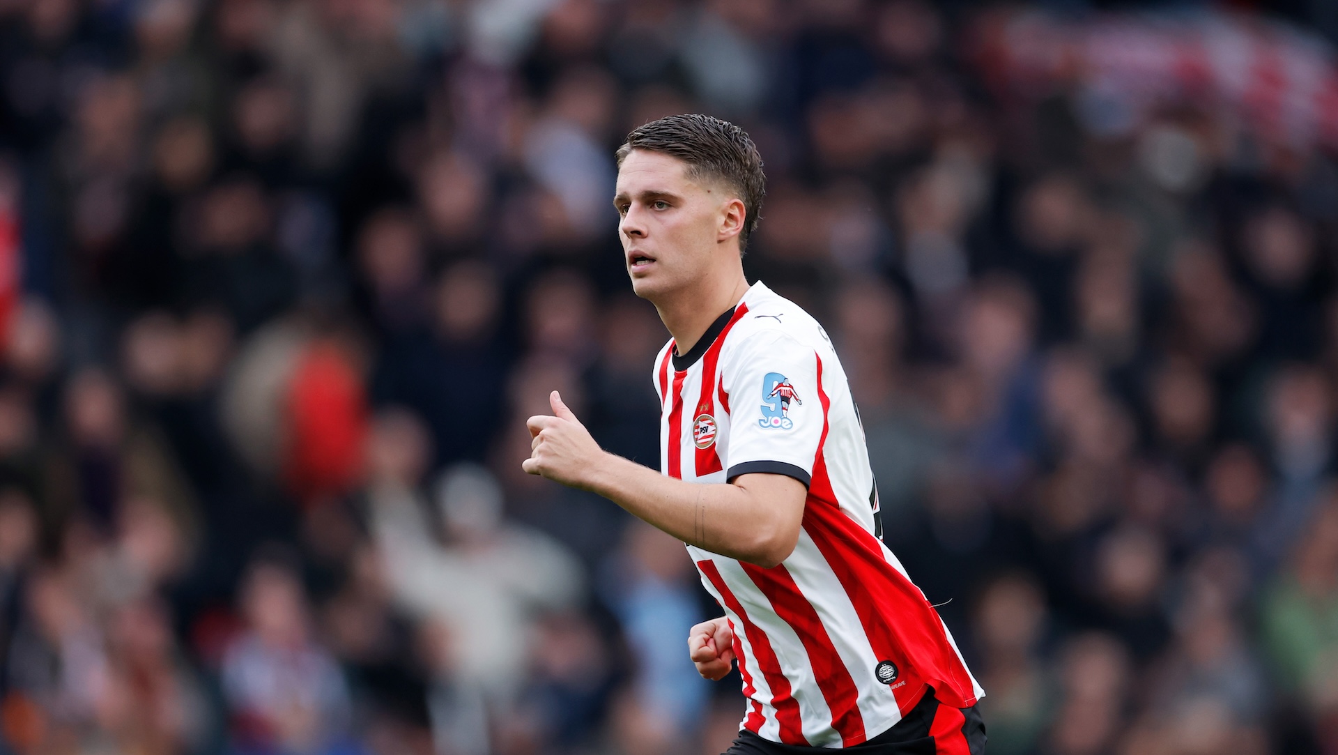 PSV - Nieuws | Joey Veerman tweede keer op rij Eredivisie Speler van de Maand