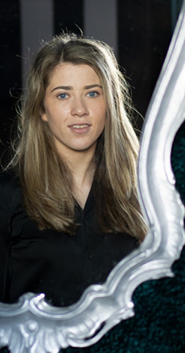 Spoorloos-aflevering met PSV-speelster Nurija van Schoonhoven 