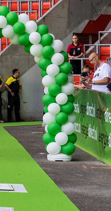 Onthulling | Deze tegels vormen de start van de PSV Walk of Fame 