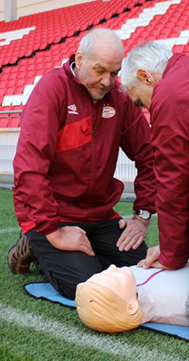 EHBO-cursus PSV Oldstars en vv Gestel groot succes
