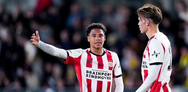 Persconferentie | 'Voor mij zijn ze altijd een optie om te spelen of zelfs te starten'