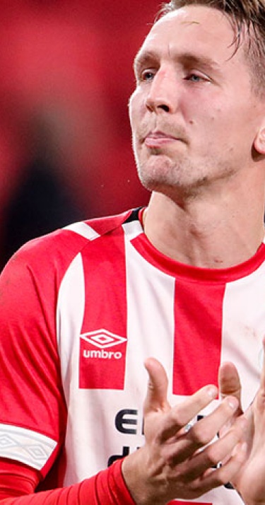 Stats: De Jong kan Farfán evenaren