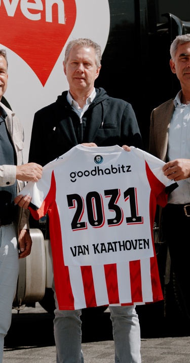 Business | PSV en Van Kaathoven bouwen verder aan duurzame impact in de regio