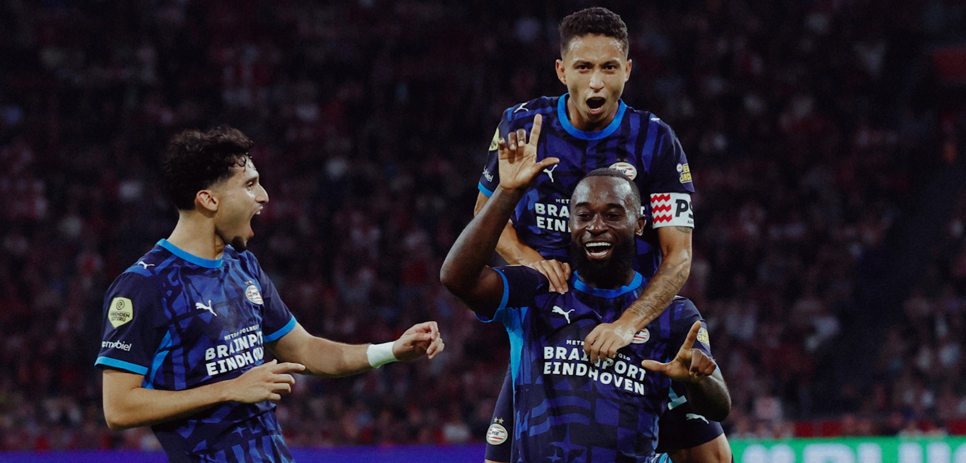Liveblog | PSV troeft Ajax af in verhitte kraker en wint met 3-1 in Amsterdam