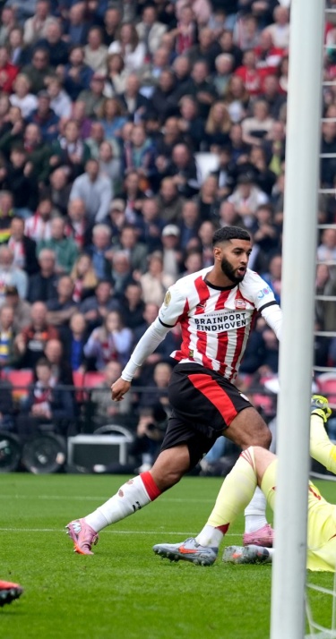 Nabeschouwing | PSV en Ajax delen punten na spannende topper in het Philips Stadion