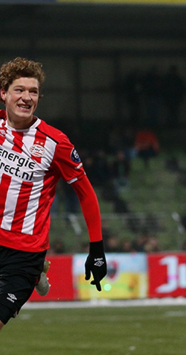 Jong PSV dankt Lammers tegen FC Dordrecht 