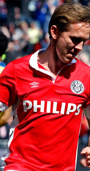 PSV verslaat Cambuur ruim, maar blijft tweede