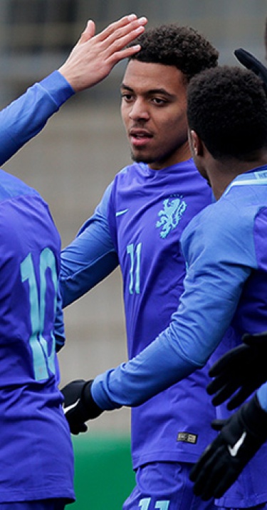 Malen en Aboukhlal trefzeker voor Oranje O19