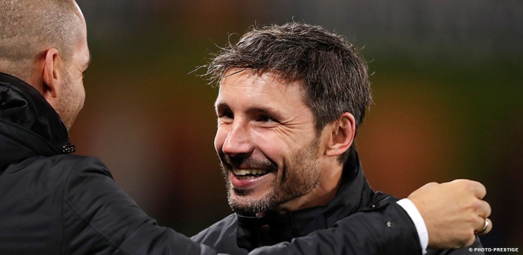 PSV ongenaakbaar op zaterdag, eretitel lonkt voor Van Bommel