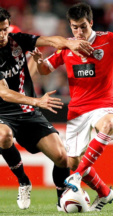 Manolev neemt afscheid van PSV-Supporters