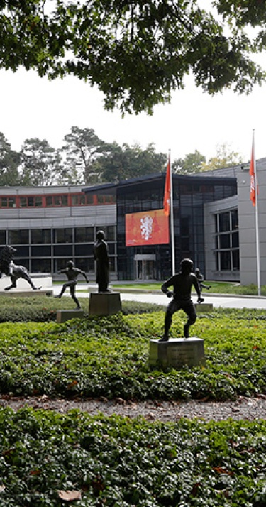 KNVB: ADO - PSV gaat door