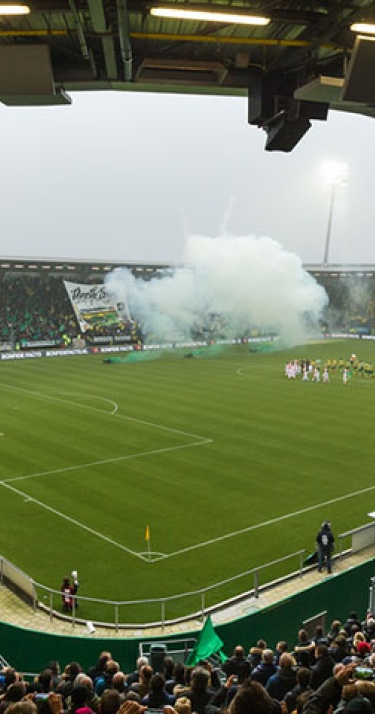 Boek een zakelijk PSV-duel via XPRNCS.com