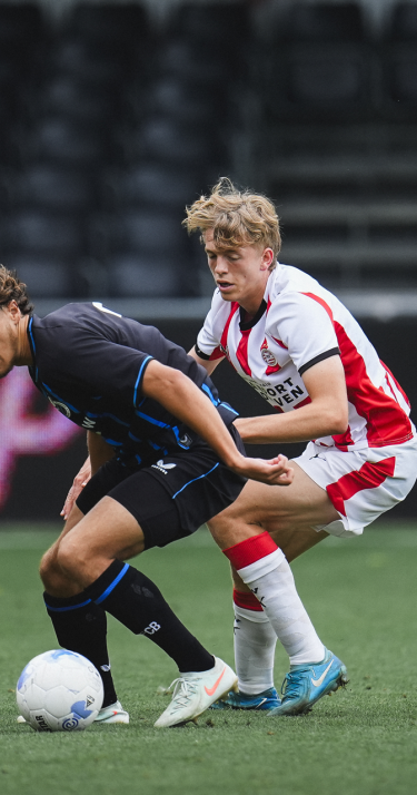 Otten Innovation Cup | PSV O19 en Club Brugge houden elkaar in evenwicht