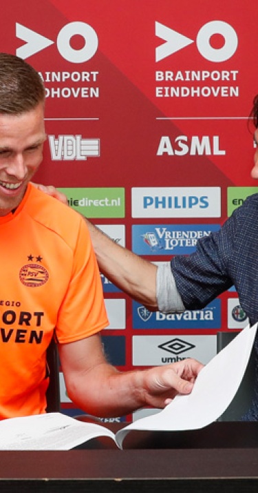 PSV legt doelman Robbin Ruiter vast