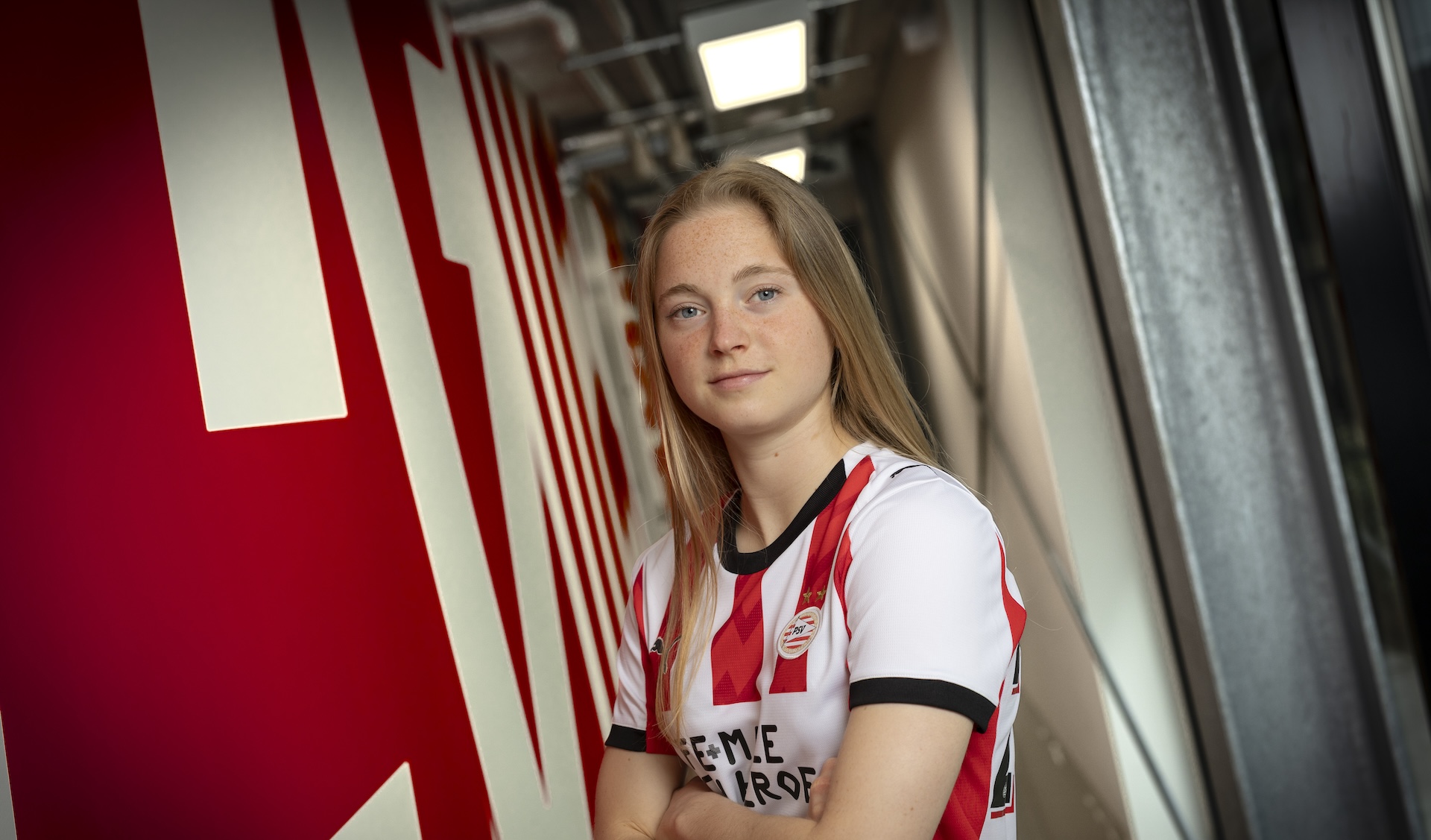 PSV - Contractnieuws | PSV verlengt contract Robine Lacroix met twee jaar