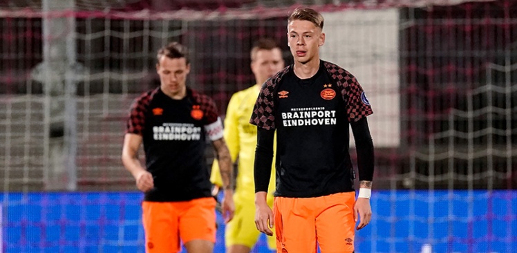 Jong PSV verliest in Oss
