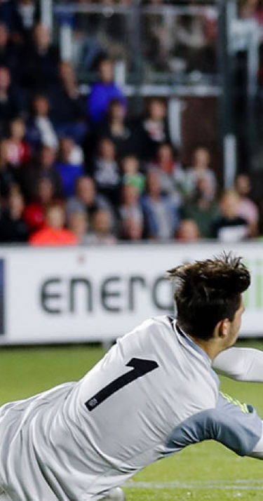 Effectief Jong PSV wint van Jong Ajax