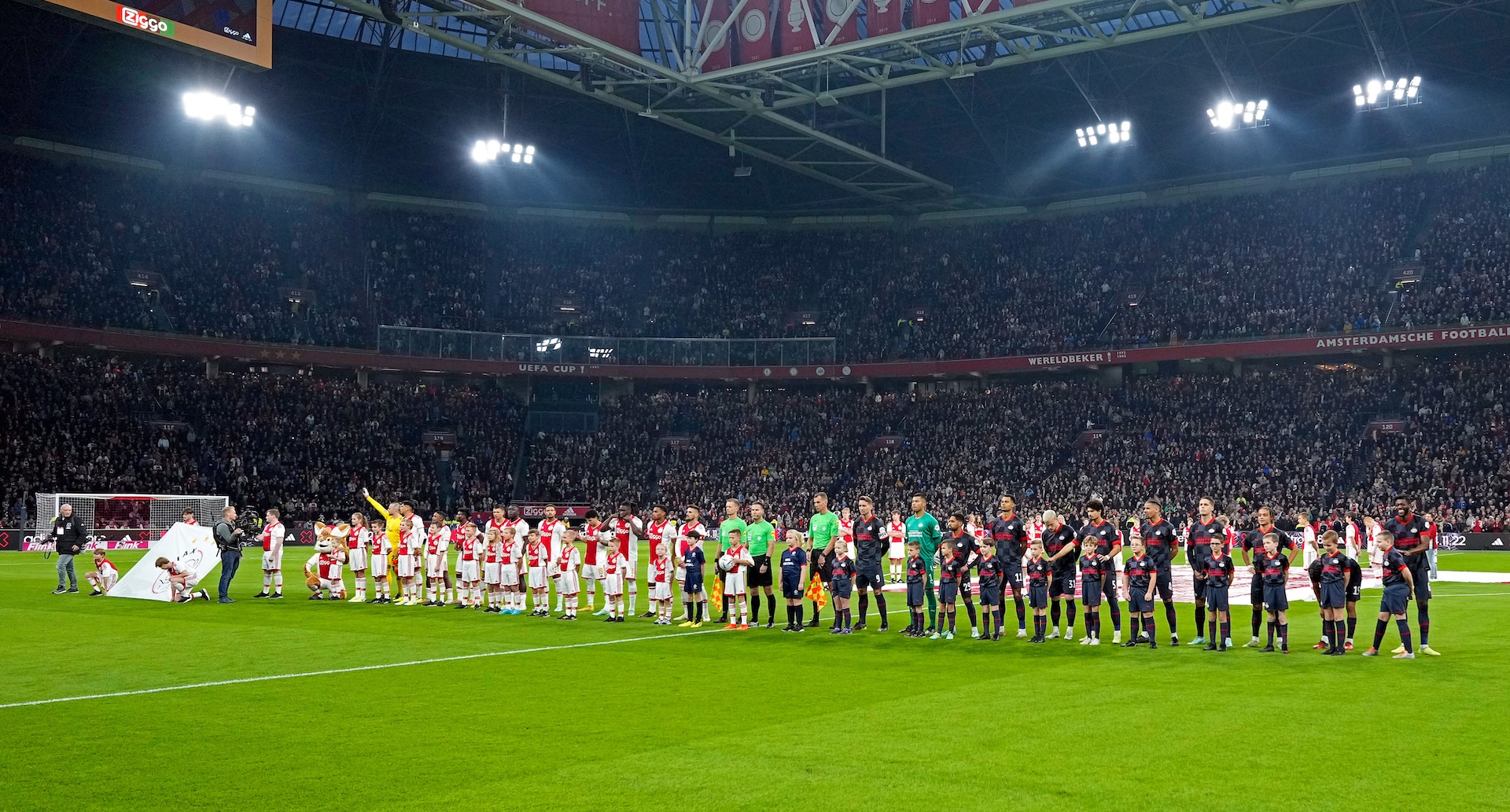 Nieuws | PSV met 700 supporters naar Arena voor duel met Ajax