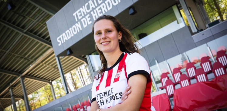 Transfer | PSV neemt Maud Rutgers over van PEC Zwolle