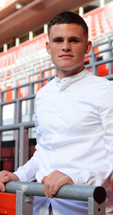 Europees kampioen De Schutter tekent contract