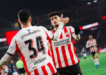 Liveblog | PSV sleept drie punten uit het vuur in doelpuntrijk duel met Heracles Almelo