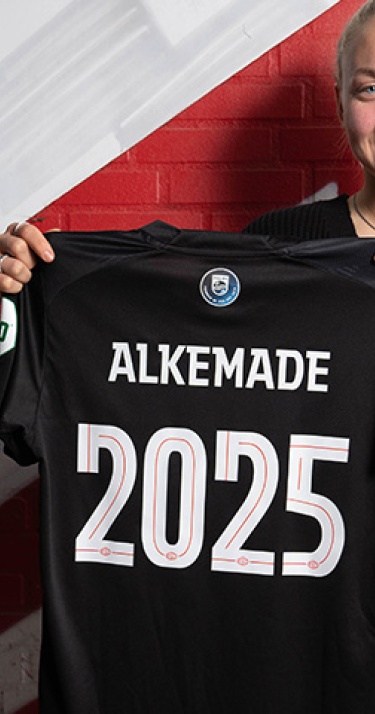 Nieuws | PSV Vrouwen verlengt met keepster Alkemade 