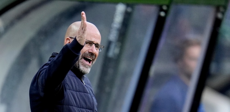 Persconferentie | ‘Het is bijzonder om te zien dat beide ploegen zo tegen elkaar opboksen’