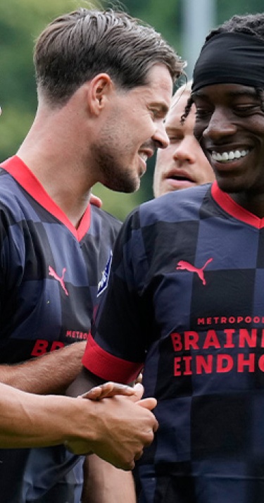 Voorbereiding | PSV wint van BW Lohne