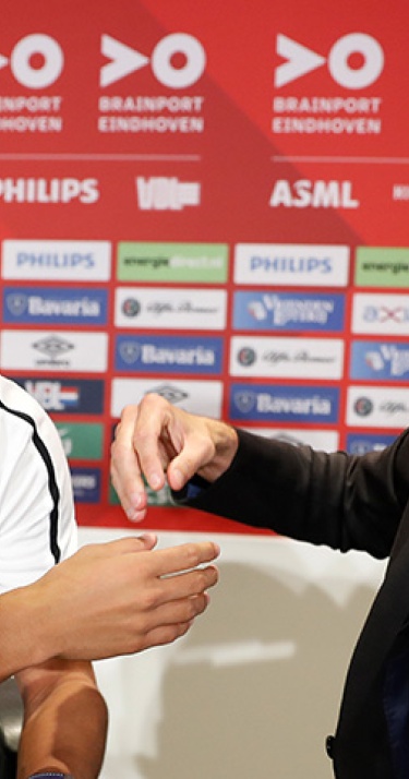 De Jong blikt terug: ‘PSV staat’       
